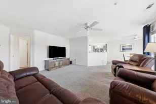 2502 Shelley Cir, Frederick, MD 21702 - Photo 7