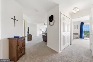 2502 Shelley Cir, Frederick, MD 21702 - Photo 3