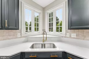 9215 Shafers Mill Dr, Frederick, MD 21704 - Photo 7