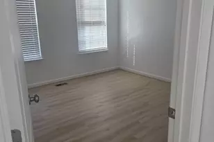 2409 Barrett Ct, Frederick, MD 21702 - Photo 9