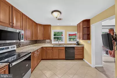 214 Glade Boulevard, Walkersville, MD 21793 - Photo 5