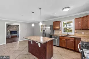 704 Brunswick St, Brunswick, MD 21716 - Photo 7