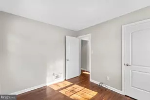 704 Brunswick St, Brunswick, MD 21716 - Photo 17