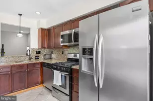 7128 Collinsworth Pl, Frederick, MD 21703 - Photo 9