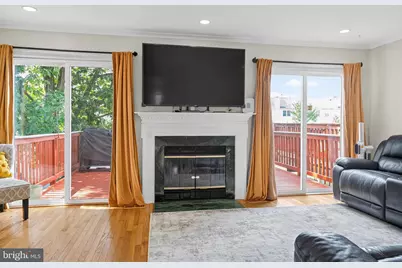 7128 Collinsworth Place, Frederick, MD 21703 - Photo 17