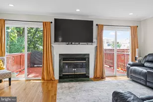 7128 Collinsworth Pl, Frederick, MD 21703 - Photo 17