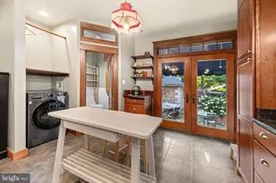 24 College Ave, Frederick, MD 21701 - Photo 15
