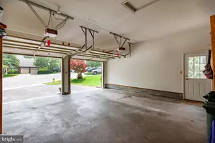 2425 Hunters Chase Ct, Frederick, MD 21702 - Photo 19