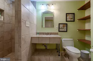 2425 Hunters Chase Ct, Frederick, MD 21702 - Photo 7