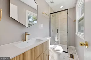 8215 Virginia Ln, Frederick, MD 21704 - Photo 23