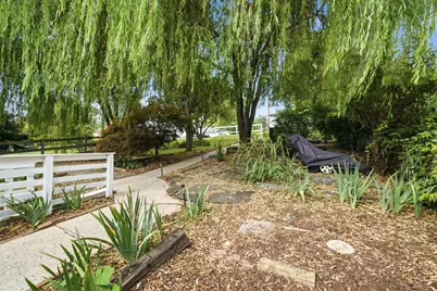 811 E B Street, Brunswick, MD 21716 - Photo 39
