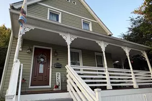 811 E B St, Brunswick, MD 21716 - Photo 1