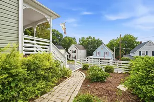 811 E B St, Brunswick, MD 21716 - Photo 3