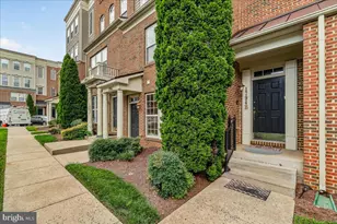 1794 Poolside Way, Frederick, MD 21701 - Photo 3