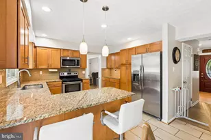 6254 Derby Dr, Frederick, MD 21703 - Photo 11