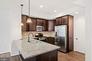 6408 Walcott Ln, Frederick, MD 21703 - Photo 3