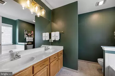 9693 Royal Crest Cir, Frederick, MD 21704 - Photo 17
