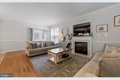 9693 Royal Crest Cir, Frederick, MD 21704 - Photo 11