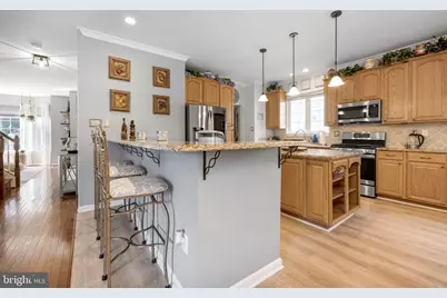 9693 Royal Crest Cir, Frederick, MD 21704 - Photo 5