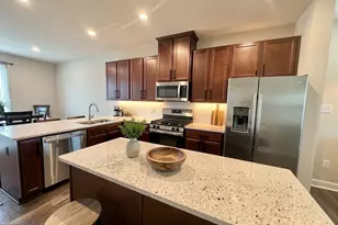 6704 Ballenger Run Blvd, Frederick, MD 21703 - Photo 5