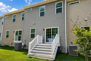 340 Paca Gardens Ln, Frederick, MD 21703 - Photo 11