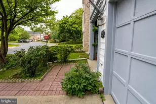 122 Long Acre Ct, Frederick, MD 21702 - Photo 5