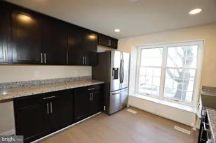 8006 Harbor Pl, Frederick, MD 21701 - Photo 3