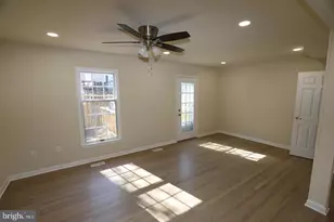 8006 Harbor Pl, Frederick, MD 21701 - Photo 11