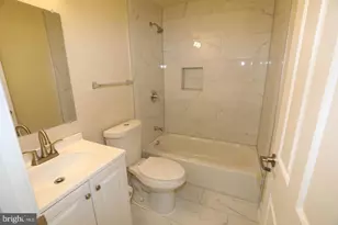 8006 Harbor Pl, Frederick, MD 21701 - Photo 5