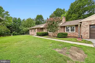 6100 Pembrook St, Frederick, MD 21704 - Photo 11
