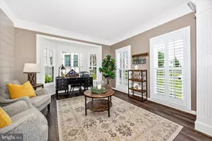 6353 Knollwood Ct, Frederick, MD 21701 - Photo 7