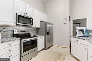 501 Patton Cir, Frederick, MD 21703 - Photo 9