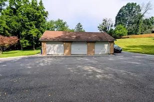 14419 Peddicord Rd, Mount Airy, MD 21771 - Photo 3