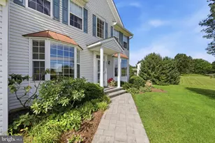 10231 Royal St Andrews Pl, Ijamsville, MD 21754 - Photo 3