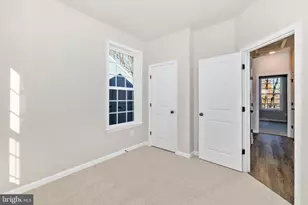 306 E Baughmans Ln, Frederick, MD 21702 - Photo 13