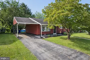 902 Young Pl, Frederick, MD 21702 - Photo 3