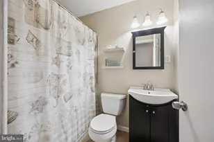 902 Young Pl, Frederick, MD 21702 - Photo 9
