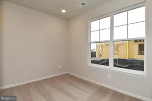 402 Matlock Ln, Frederick, MD 21701 - Photo 13