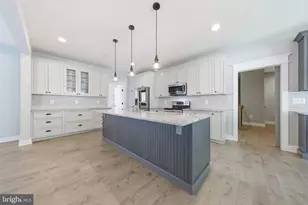 8108 Mojave Ct, Frederick, MD 21702 - Photo 11