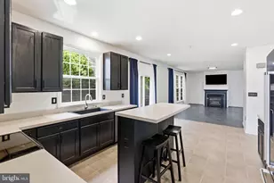300 Catoctin Ave, Frederick, MD 21701 - Photo 9
