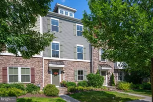 625 Potomac View Pkwy, Brunswick, MD 21716 - Photo 1
