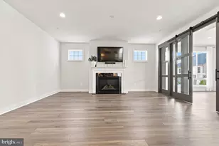8776 Walnut Btm Ln, Frederick, MD 21701 - Photo 9