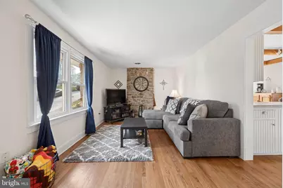 903 E C Street E, Brunswick, MD 21716 - Photo 5