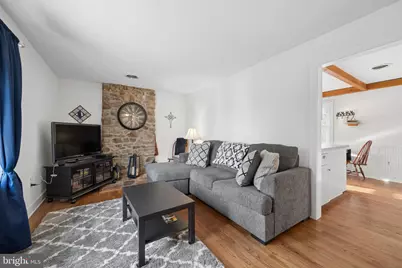 903 E C Street E, Brunswick, MD 21716 - Photo 7