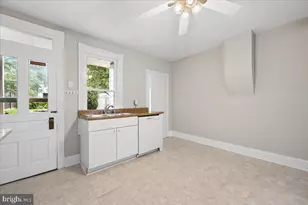 227 W South St, Frederick, MD 21701 - Photo 17
