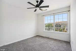 9205 Ridgefield Cir, Frederick, MD 21701 - Photo 11