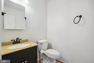 9205 Ridgefield Cir, Frederick, MD 21701 - Photo 7