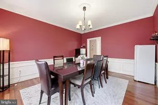 11203 Yardley Ct, Ijamsville, MD 21754 - Photo 7