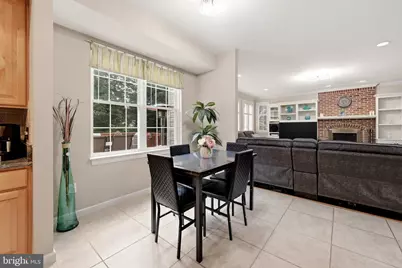 11203 Yardley Court, Ijamsville, MD 21754 - Photo 9
