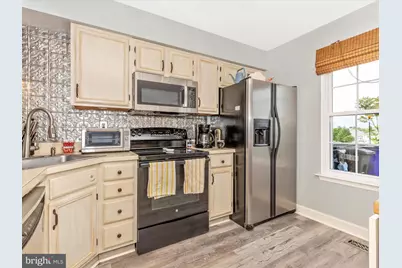 6338 Towncrest Court, Frederick, MD 21703 - Photo 3